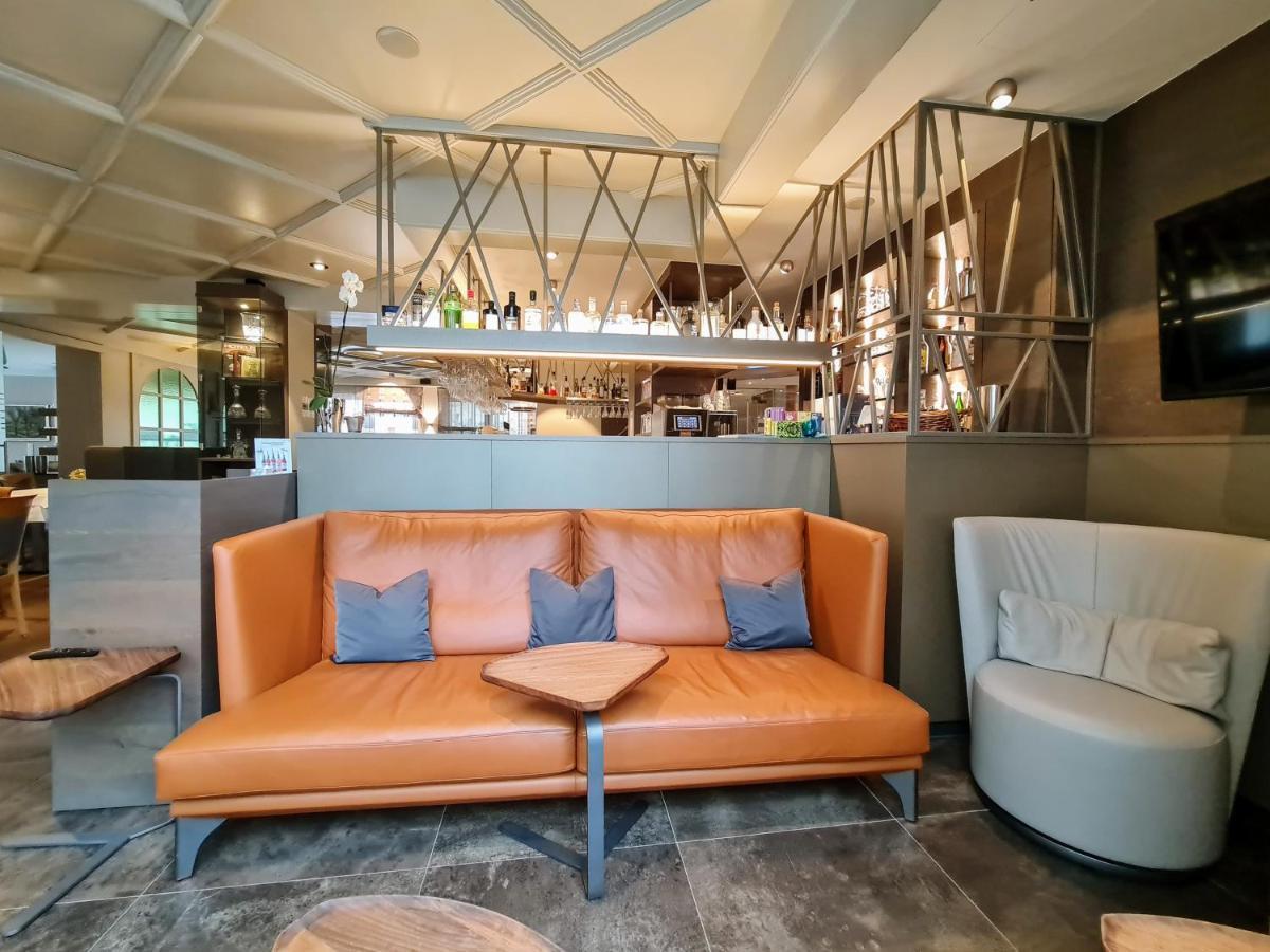 Hotel Restaurant Felix Bensheim Bagian luar foto