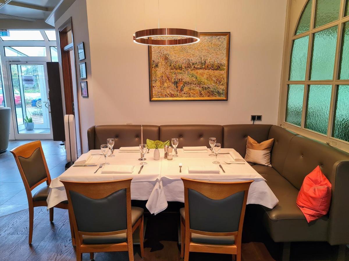 Hotel Restaurant Felix Bensheim Bagian luar foto