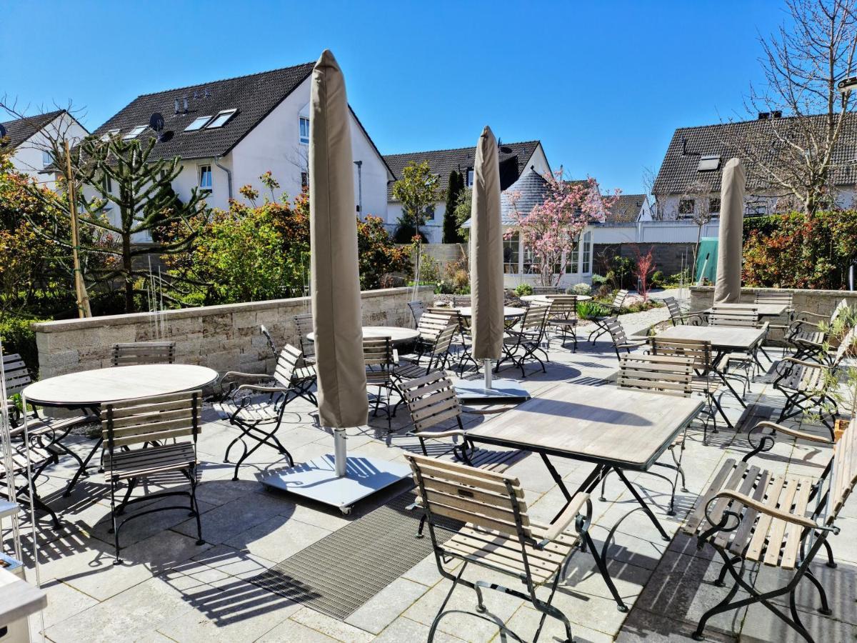 Hotel Restaurant Felix Bensheim Bagian luar foto