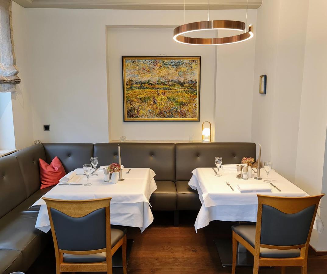 Hotel Restaurant Felix Bensheim Bagian luar foto